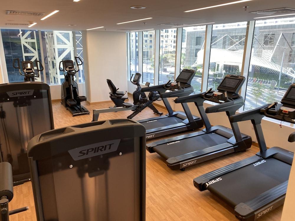 Somerset West Bay Doha Eksteriør bilde A gym in a hotel