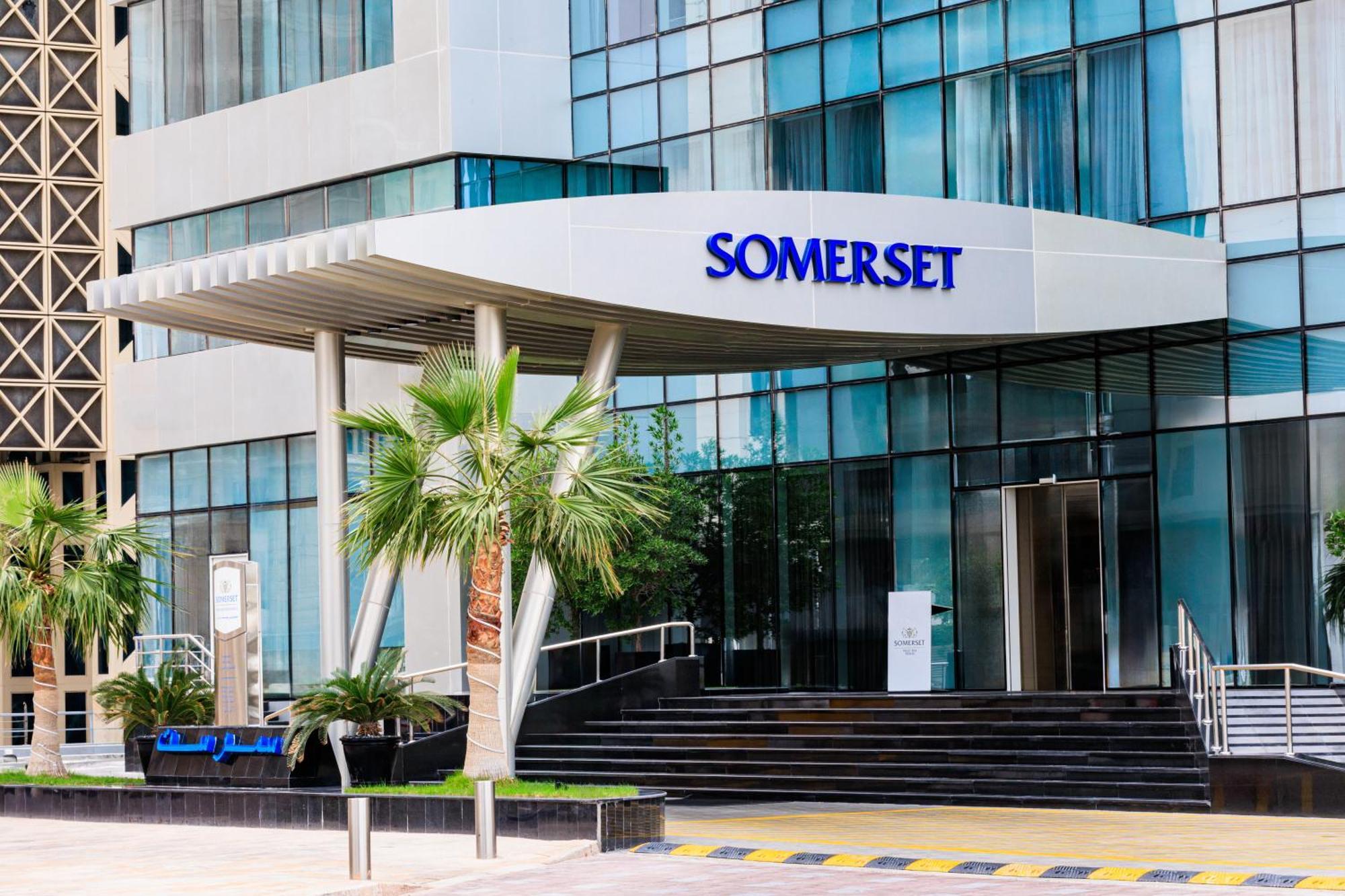 Somerset West Bay Doha Eksteriør bilde Somerset Hotel, Dubai