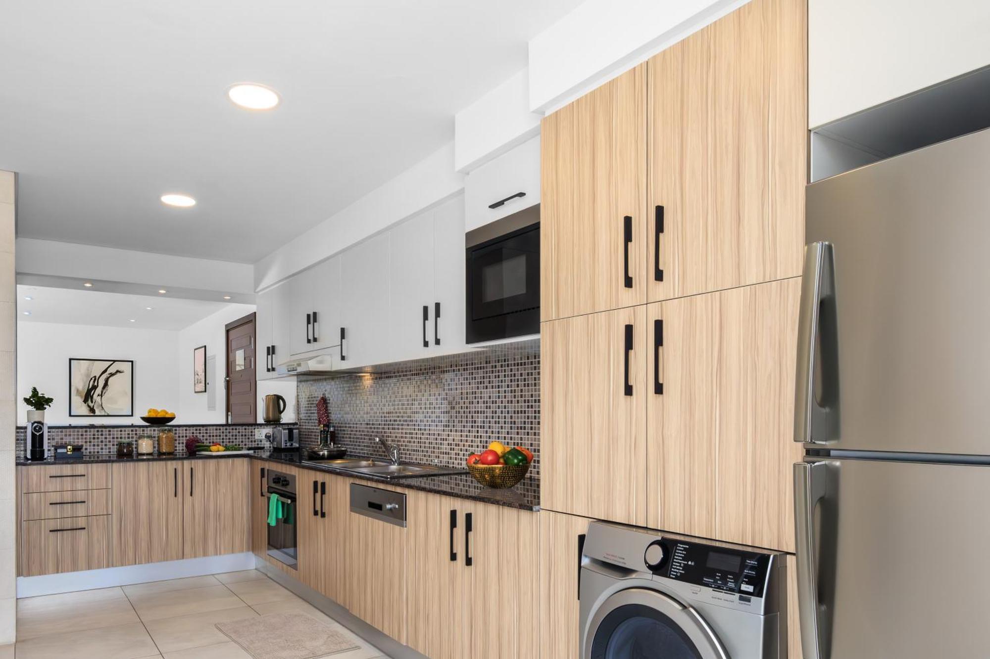 Somerset West Bay Doha Eksteriør bilde A kitchen at The Standard East Village